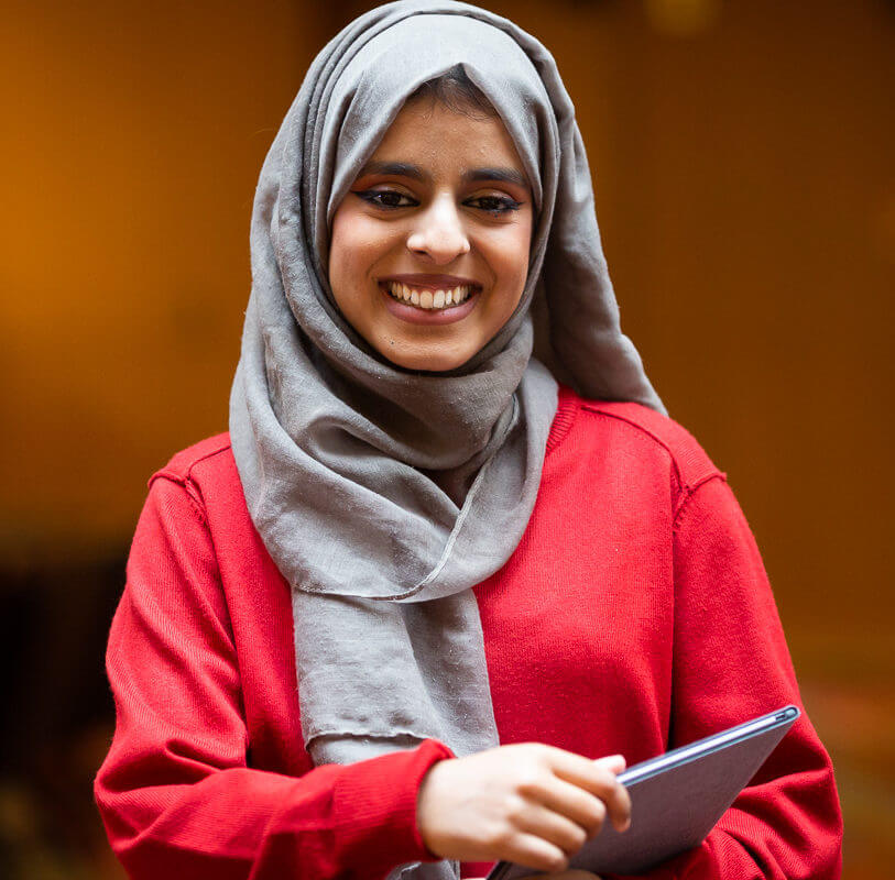 Ruqayya Hussain – Social Media Producer